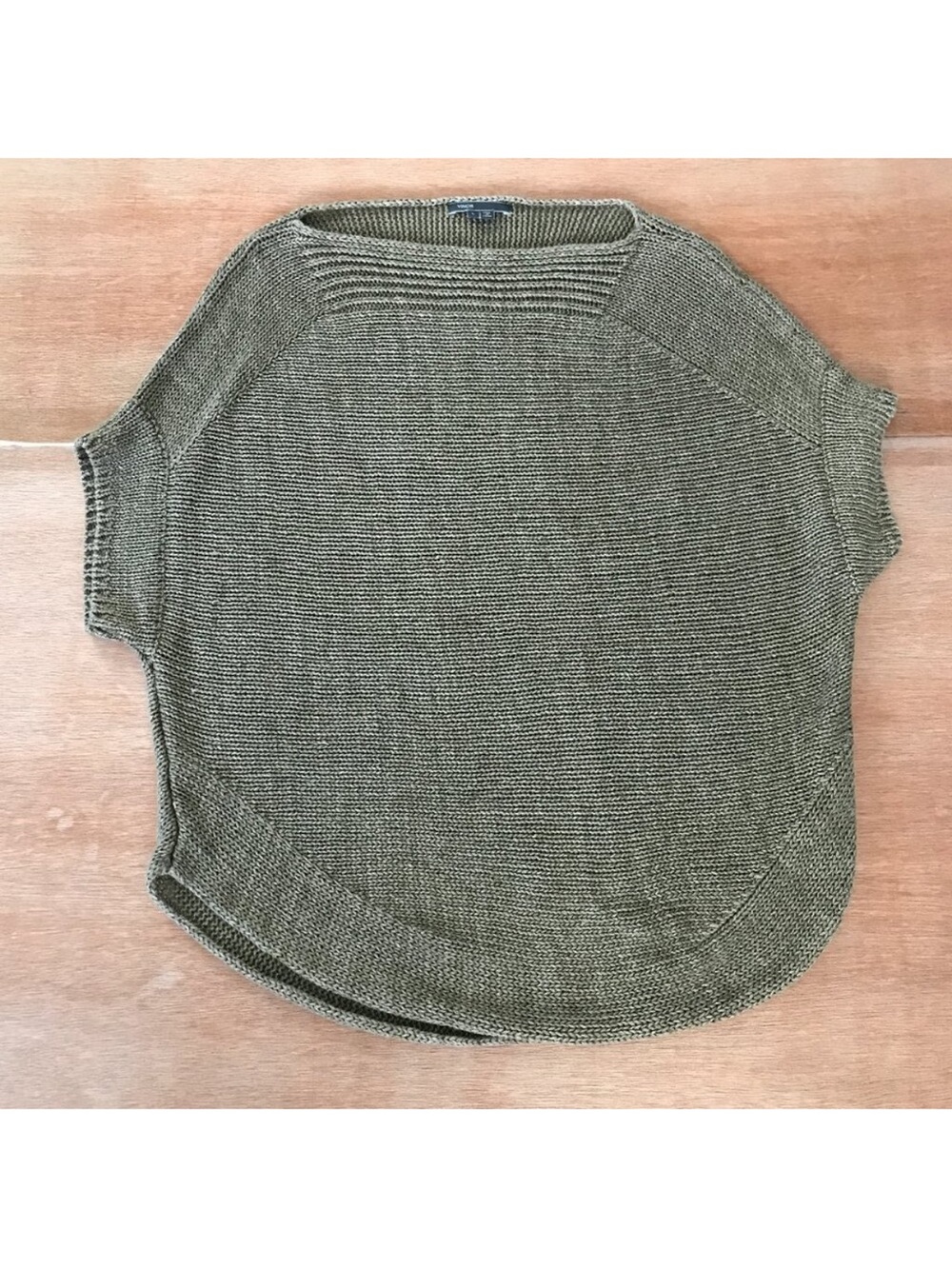 Vince Olive Green Short Sleeve Knit 100% linen Sweater